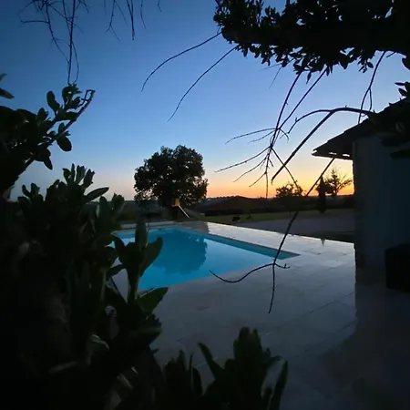Paisible Avec Piscine * Figeac