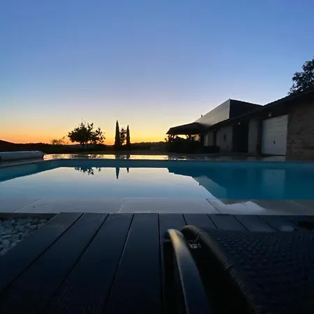 Paisible Avec Piscine Dom wakacyjny *